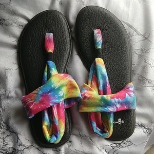 Sanuk yoga sling sandals